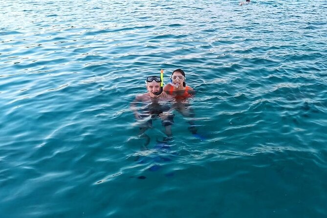 All inclusive cruise-Mykonos Delos&Rhenia beaches(free transport) - Boat comfort and the photos mismatch issue to watch for
