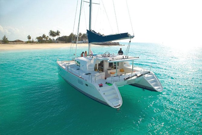 Catamaran cruise in Mykonos with Meal, Drinks & Transport - Price and value for a group up to 15