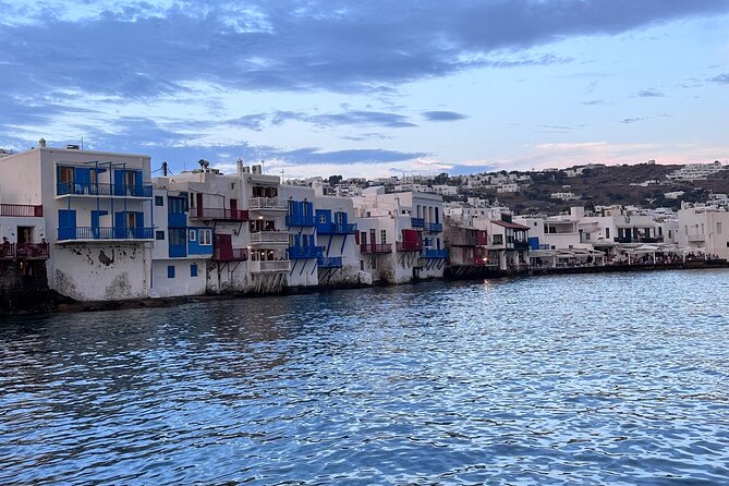 Half-Day Private Cruise with Kaiki around Mykonos - Paradise and Super Paradise: short stops, party energy