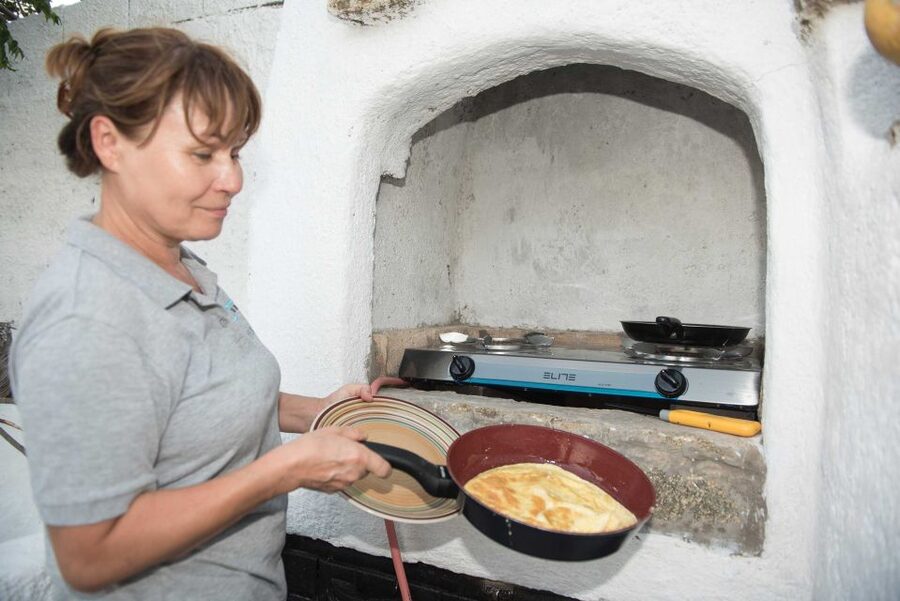 Mykonos: Barbecue at a Mykonian Farm - Wine, raki, and unlimited-style eating: how the value really works
