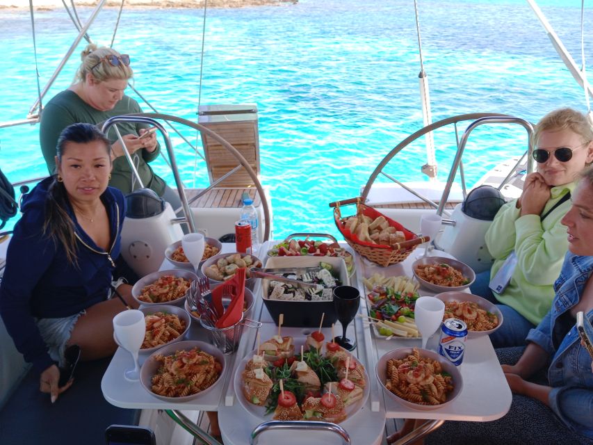 Mykonos: Delos and Rhenia Cruise with Swim and Greek Meal - Mykonos sailing to Delos and Rhenia: what the sailboat format gives you