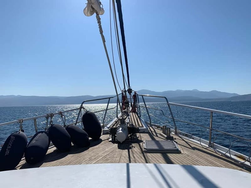 Mykonos: Delos and Rhenia Islands Cruise with BBQ Meal - Delos: Quick Impressions or a Guided-But-Clocked Visit