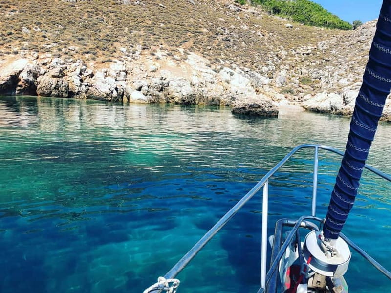 Mykonos: Delos and Rhenia Islands Cruise with BBQ Meal - Boat Comfort, Barefoot Rule, and What to Pack