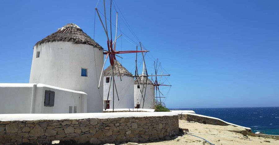 Mykonos: Highlights Walking Tour with a Local - Meeting at the Old Port Area and Kicking Off at Manto Mavrogenous Square