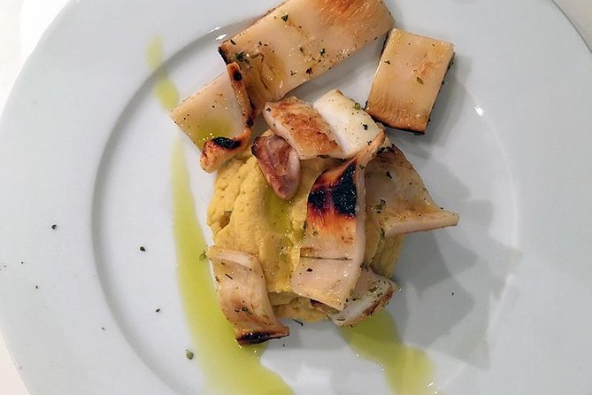 Mykonos Home Cooking Class & Traditional Greek Meal with Angelina - Starters and meze: learning Greek comfort food building blocks