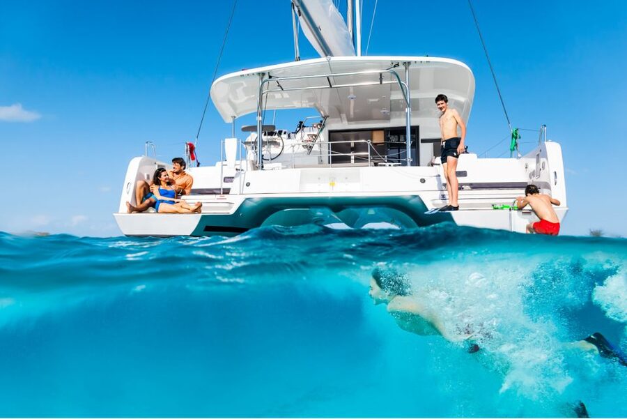 Mykonos: Private Catamaran Cruise w/ Food, Drinks & Transfer - Delos Photo Stop: Quick Views Without the Full Commitment