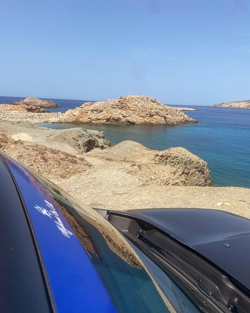 Mykonos: Private Island Tour with local guide -Jeep Renegade - Ano Mera and the Panagia Tourliani Monastery: the island away from the postcard