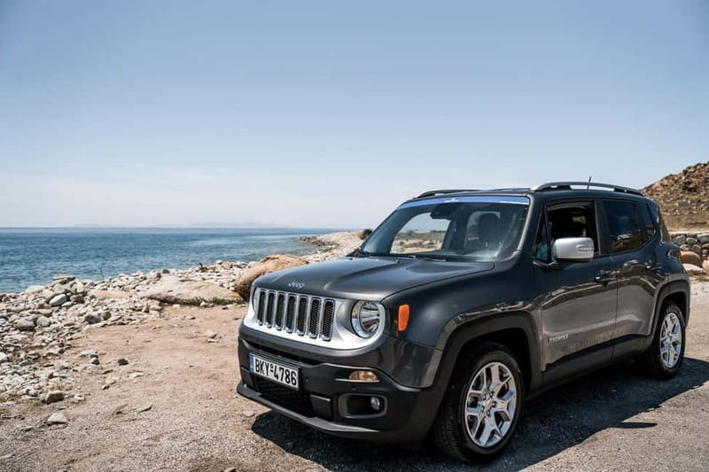 Mykonos: Private Island Tour with local guide -Jeep Renegade - Mykonos Town icons: Windmills, Little Venice, Paraportiani, and Kastro