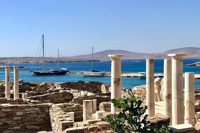 Mykonos Sail Cruise to Rhenia, Guided Tour of Delos, Lunch&Drinks - Onboard lunch, house wine, and the Wi‑Fi bonus