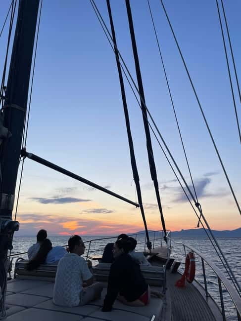Mykonos: Sunset Boat Cruise with Light Dinner & Drinks - Why This Mykonos Sunset Sail Feels Like a Proper Cyclades Evening