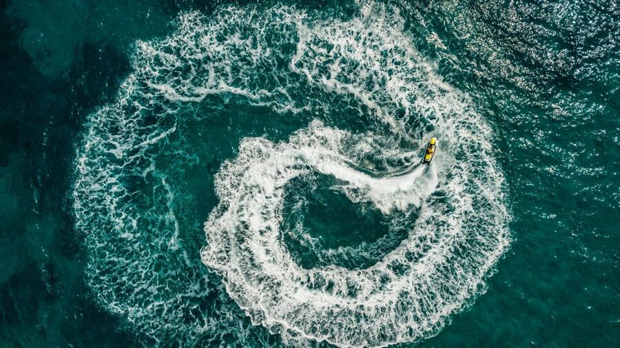 Mykonos: Super Paradise Beach Jet Ski, Canoe, & SUP Rental - Windy day reality: how SUP switching may work
