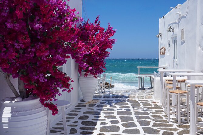 Mykonos Town & Visit a local Brewery : Walking Tour with Tasting - Starting at the Police Station: a smooth Mykonos Town launch