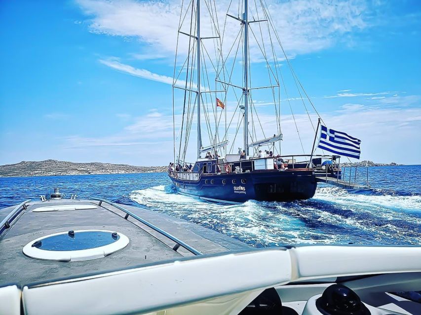 Mykonos: Yacht Cruise to Rhenia and Guided Tour of Delos - Delos with a licensed guide: what you’re really paying for