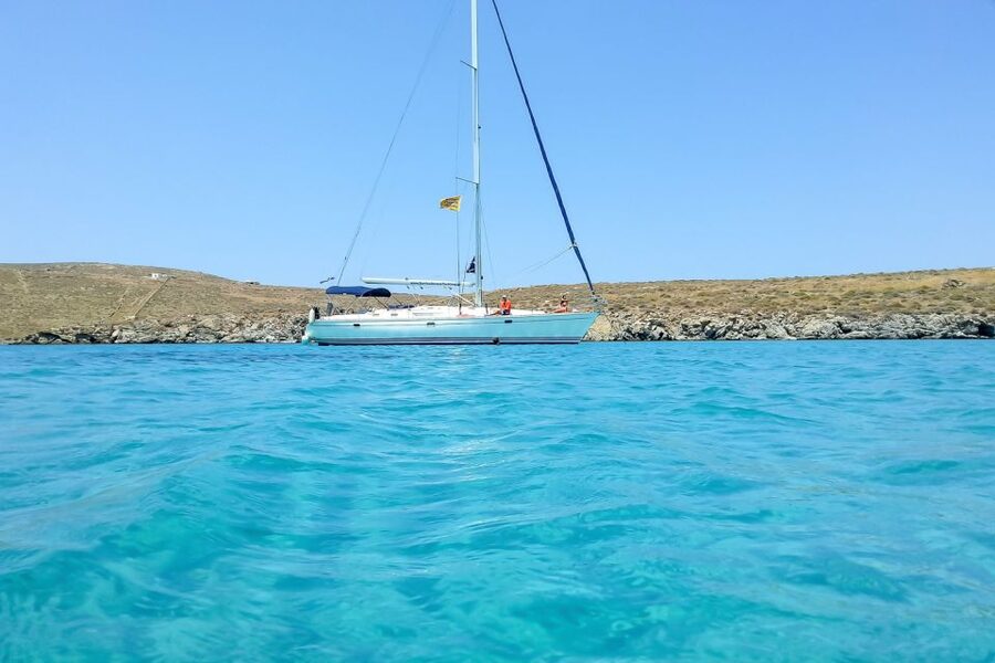 Mykonos: Yacht Cruise to Rhenia and Guided Tour of Delos - The Greek lunch onboard: value, portions, and dietary reality