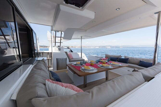 Private 5-Hour Cruise on Brand-New Luxury Catamaran in Mykonos - Lunch, wine, beer, and WiFi: why the inclusions feel meaningful