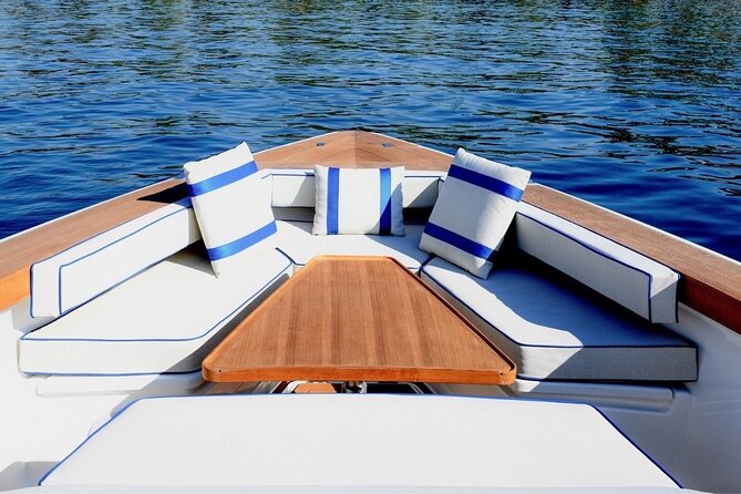 Private 5-Hour Cruise on Ultra Luxury Brand-New Yacht in Mykonos (Nevma) - Onboard experience: comfort, bathrooms, and a crew that can adapt