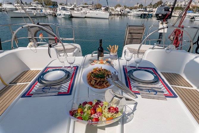 Private sailing cruise-Mykonos Southern Beach Hopping withLunch - Platys Gialos: shallow, clear water that’s easy on day-one swimmers