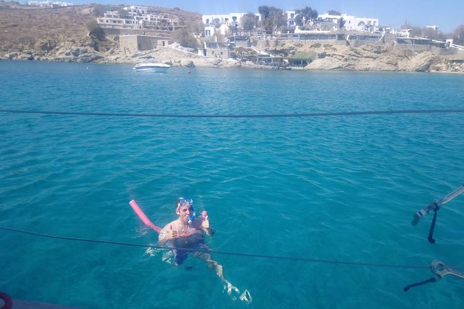 Private sailing cruise-Mykonos Southern Beach Hopping withLunch - Super Paradise Beach: the famous stop (and why that can be worth it)