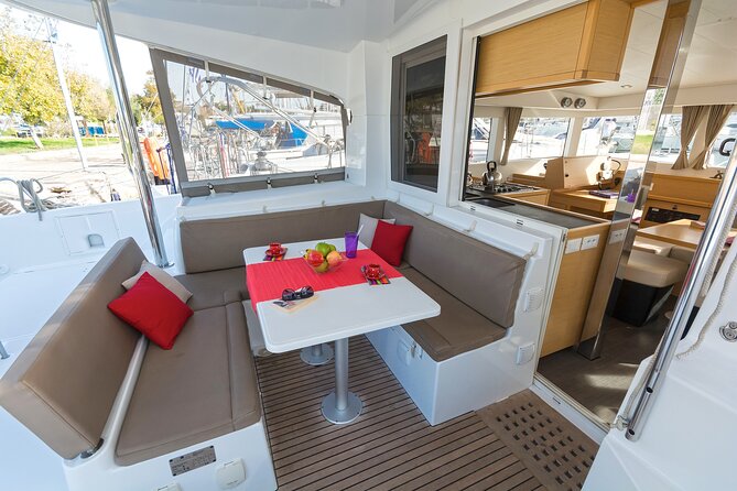 Semi Private Cruise with luxury Catamaran in Delos and Rhenia islands - Morning Start: Transfers, Meet Point, and What to Expect in the First Hour