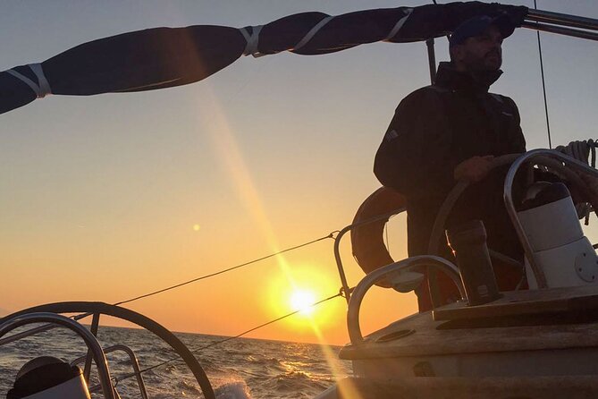 Sunset cruise to Rhenia& Little Venice with transfer - A small-group sunset cruise that fits Mykonos timing